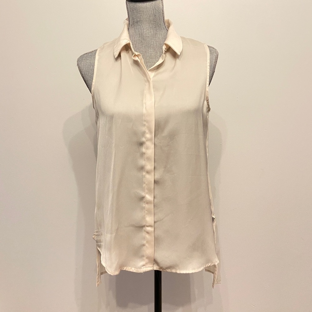 Joan Vass Pale Pink Sleeveless Pleated-Back Top